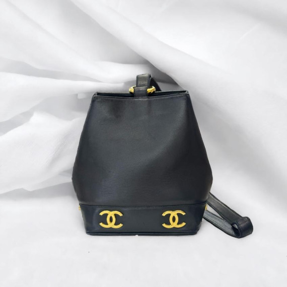 Chanel vintage bag