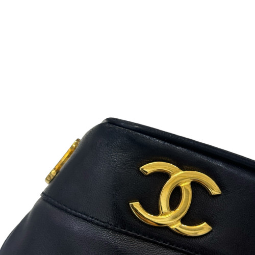 Chanel vintage bag