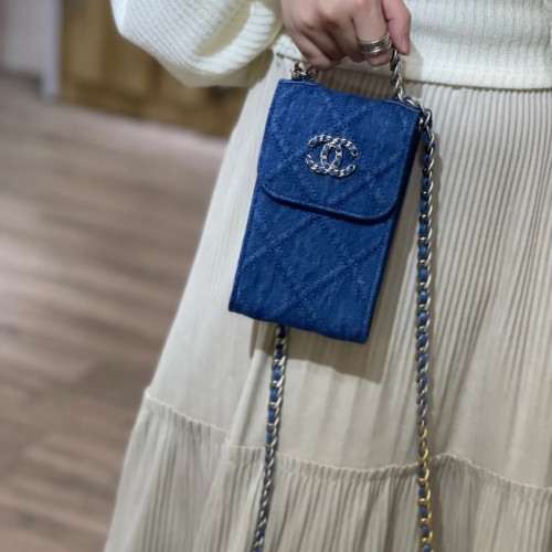 Chanel 19 phone bag