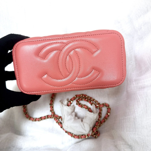 Chanel handle box