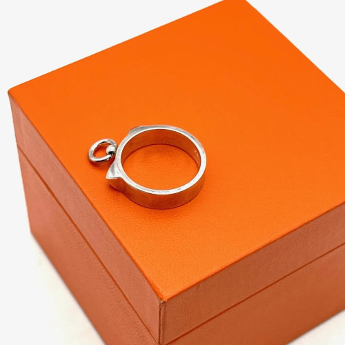 Hermès ring