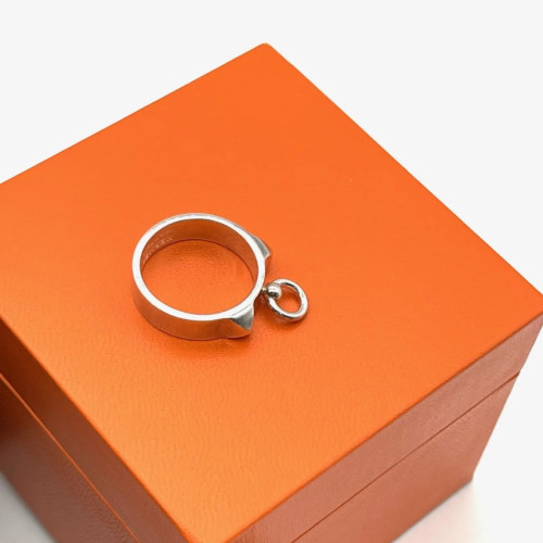 Hermès ring