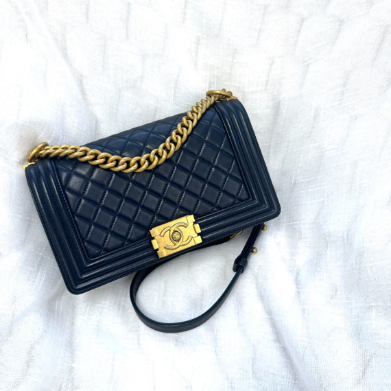 Chanel boy 25cm