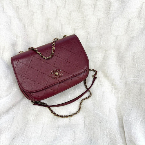 Chanel 19cm Flap