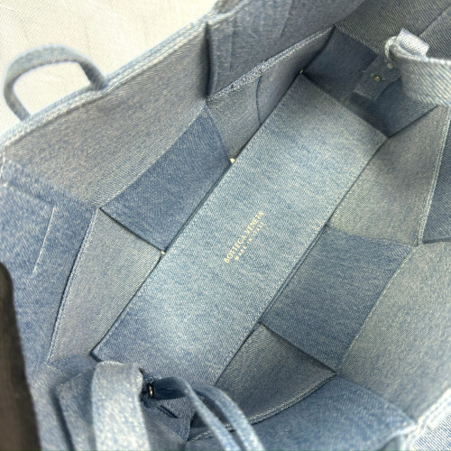 BV Cassette Tote Denim