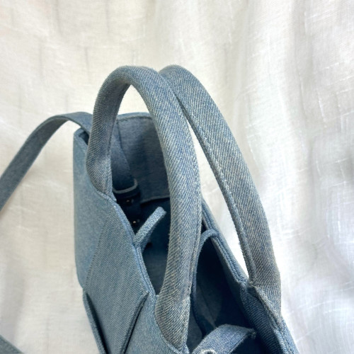 BV Cassette Tote Denim