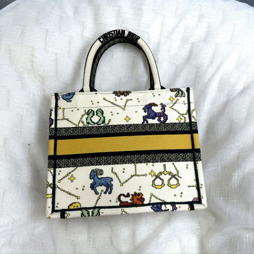 Dior Book Tote Pixel Zodiac