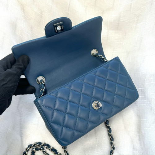 Chanel 20cm Flap