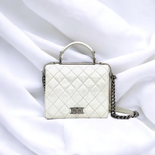 Chanel 2.55 bag