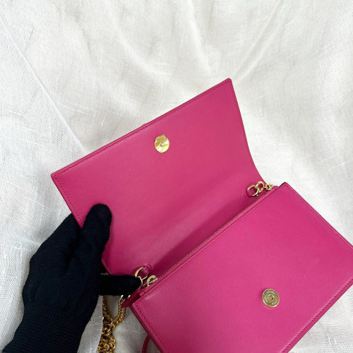 YSL Kate Wallet On Chain