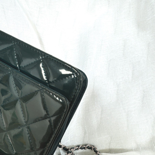 Chanel Patent Wallet On Chain