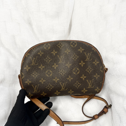 LV  MNG Senlis bag