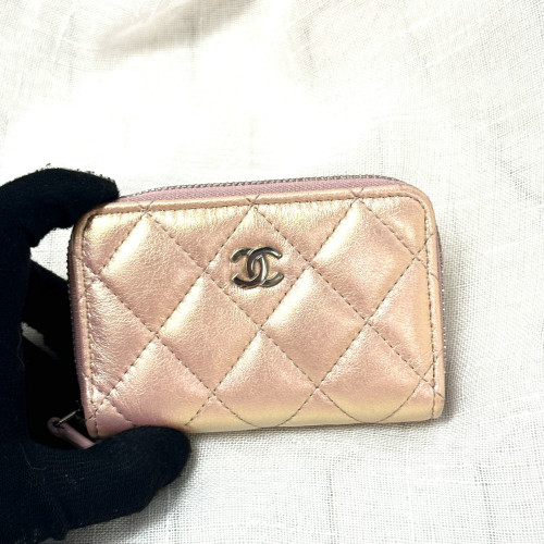 Chanel cardholder