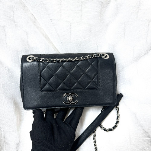 Chanel flap