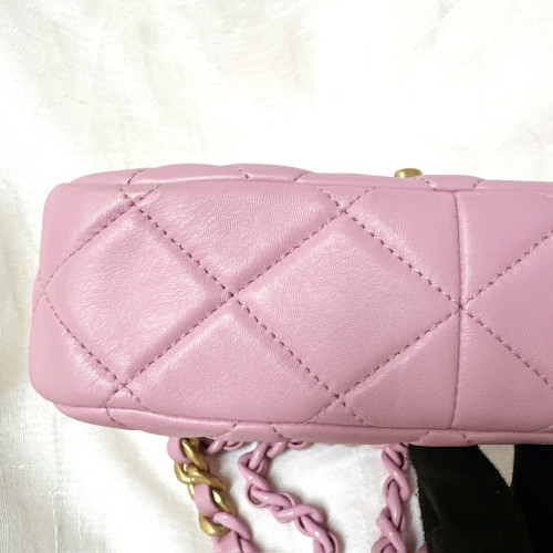 Chanel 18cm Soft Flap