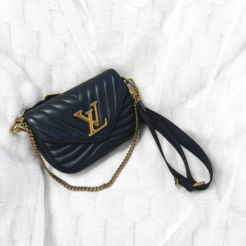 LV New Wave Multi-Pochette