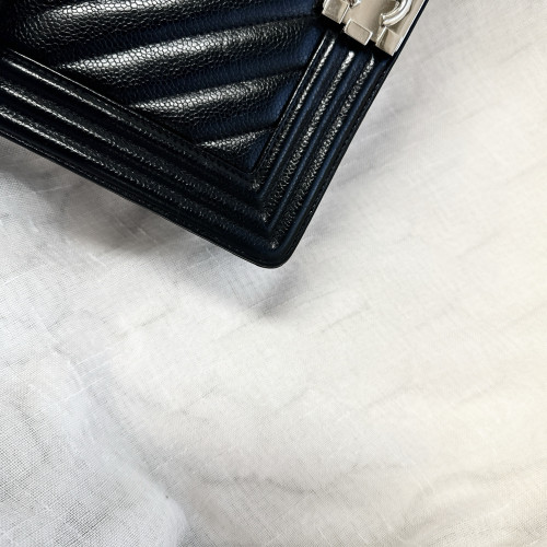 Chanel Boy 25cm Chevron