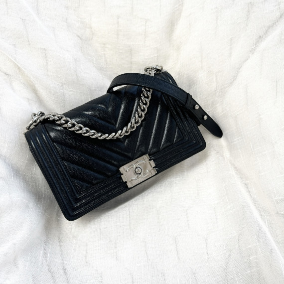 Chanel Boy 25cm Chevron