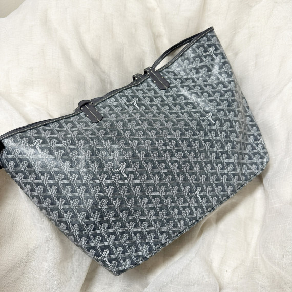 Goyard St. Louis Tote