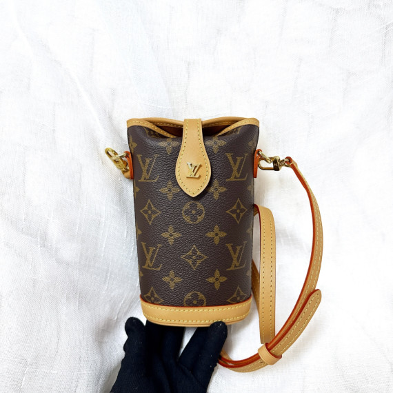 LV Fold Me Pouch