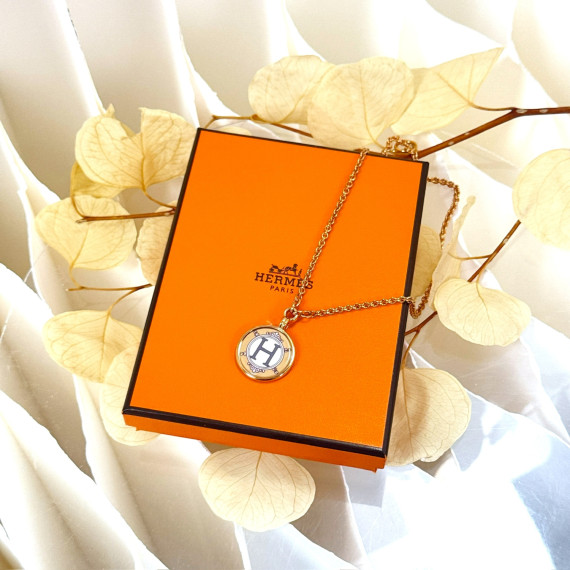 Hermès H Pendant 