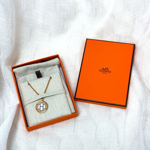 Hermès H Pendant 