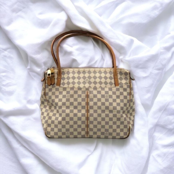 LV tote bag